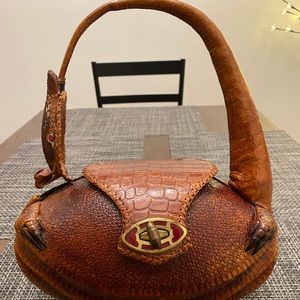 Armadillo Purse